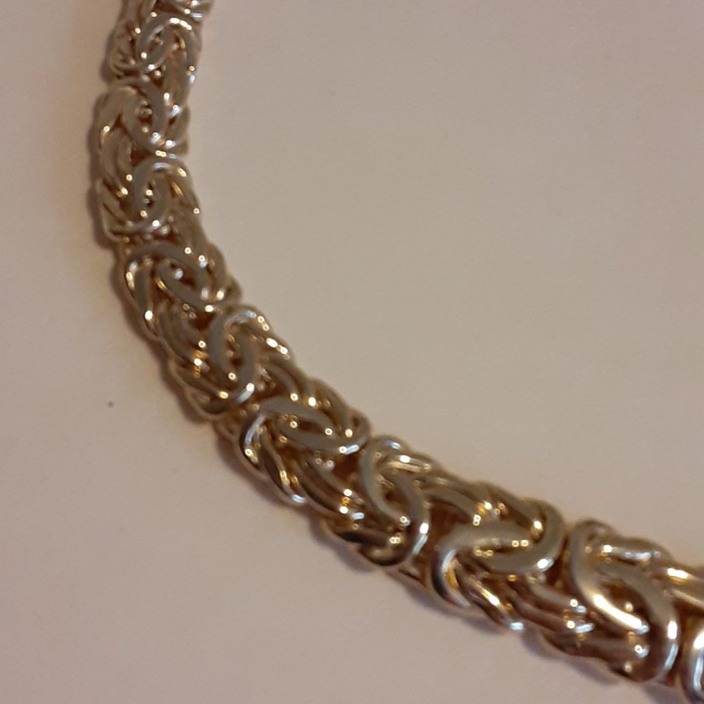 Technibond 16" Graduated Byzantine Link Necklace - image 7